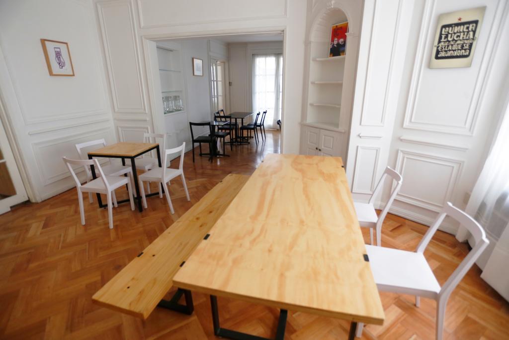 Salvador Hostal & Cafe Santiago Ngoại thất bức ảnh