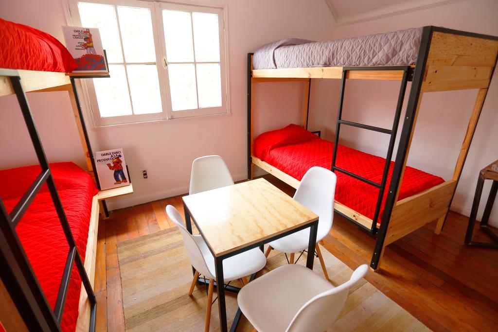 Salvador Hostal & Cafe Santiago Ngoại thất bức ảnh