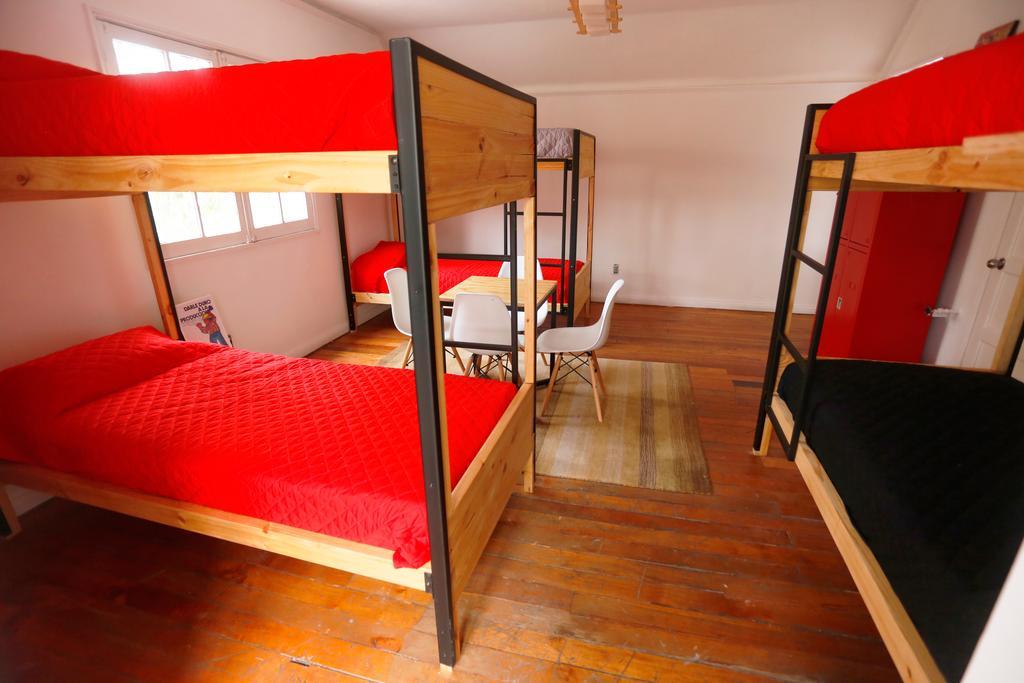 Salvador Hostal & Cafe Santiago Ngoại thất bức ảnh