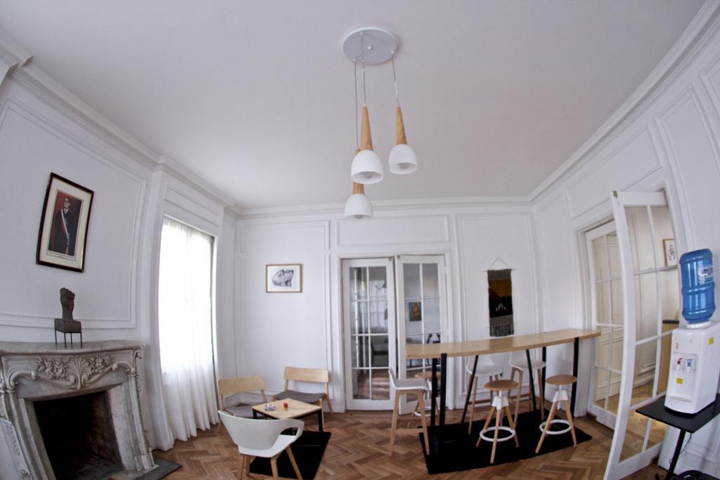 Salvador Hostal & Cafe Santiago Ngoại thất bức ảnh