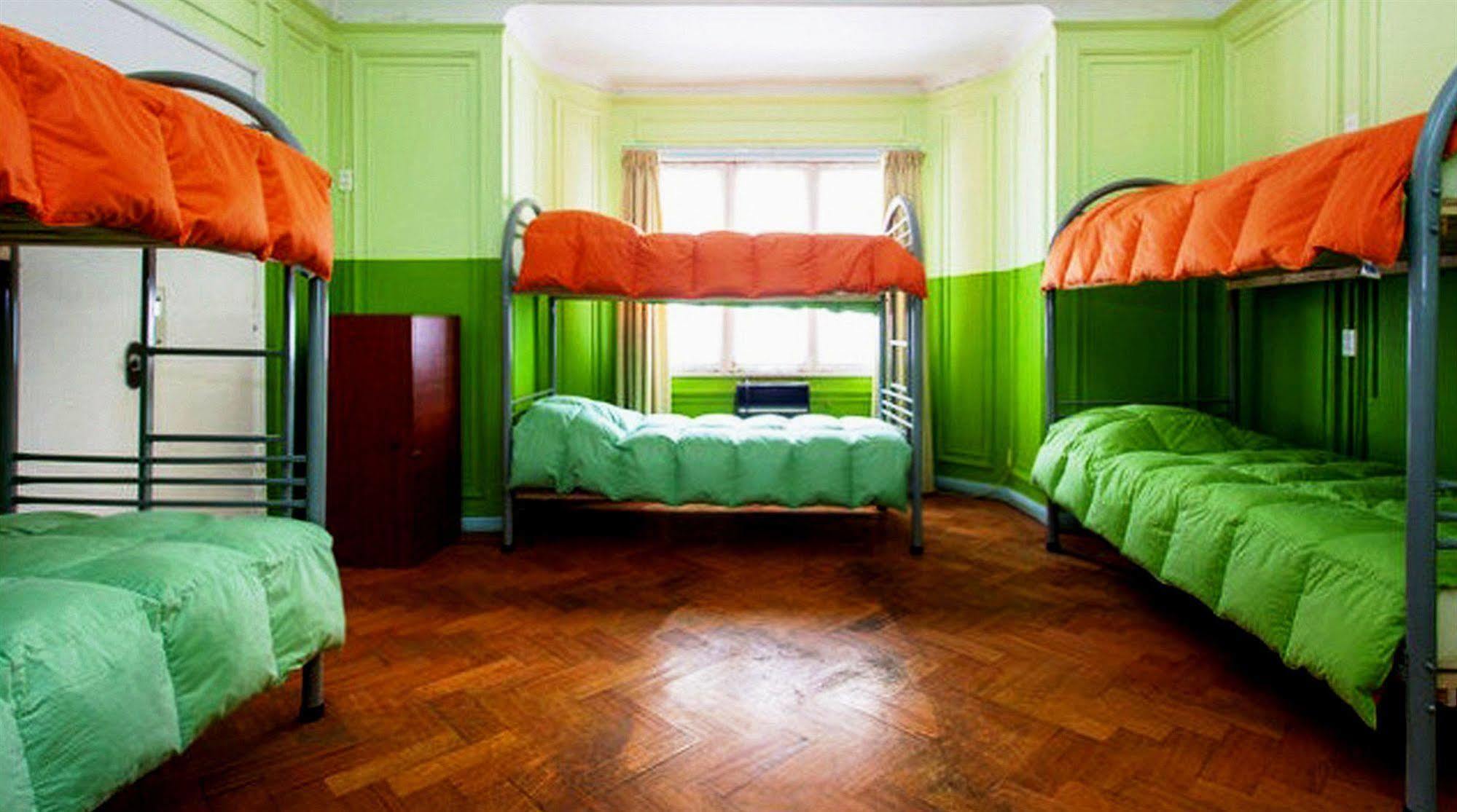 Salvador Hostal & Cafe Santiago Ngoại thất bức ảnh