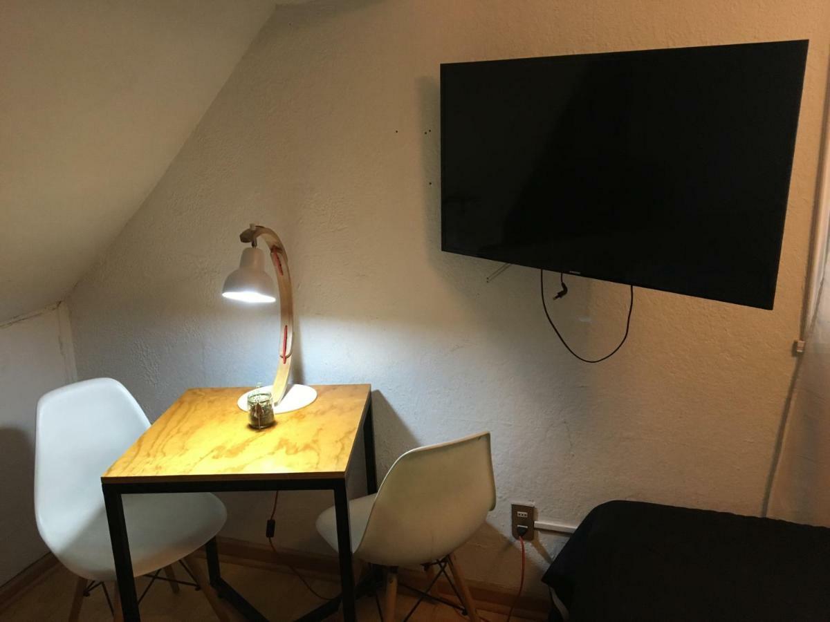 Salvador Hostal & Cafe Santiago Ngoại thất bức ảnh